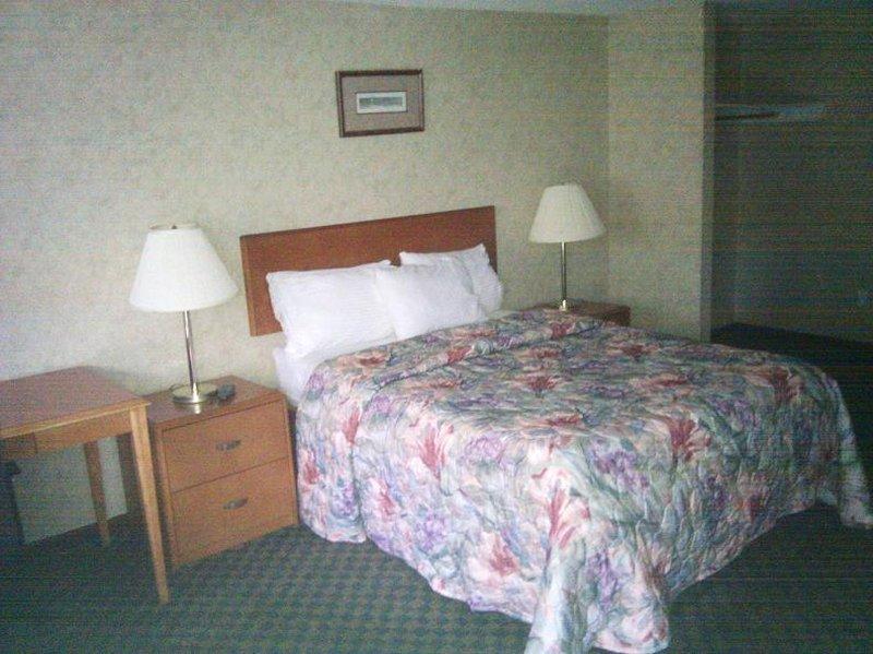 Dartmouth Motor Inn Buitenkant foto