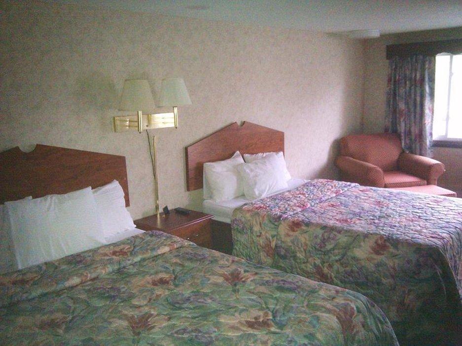 Dartmouth Motor Inn Buitenkant foto