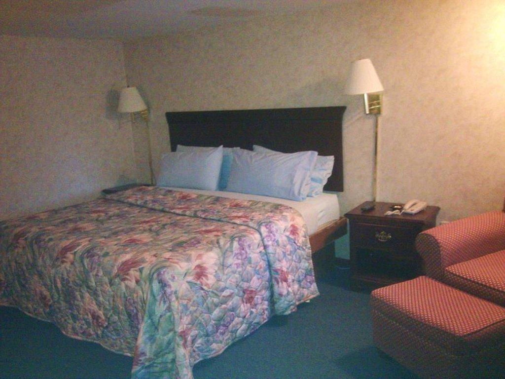 Dartmouth Motor Inn Buitenkant foto