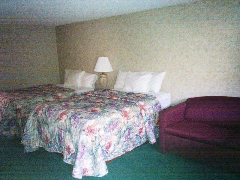 Dartmouth Motor Inn Buitenkant foto